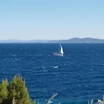 Okrug Gornji Near Sea דירה