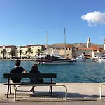 Okrug Gornji Near Sea * Trogir
