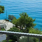 Okrug Gornji Near Sea トロギール